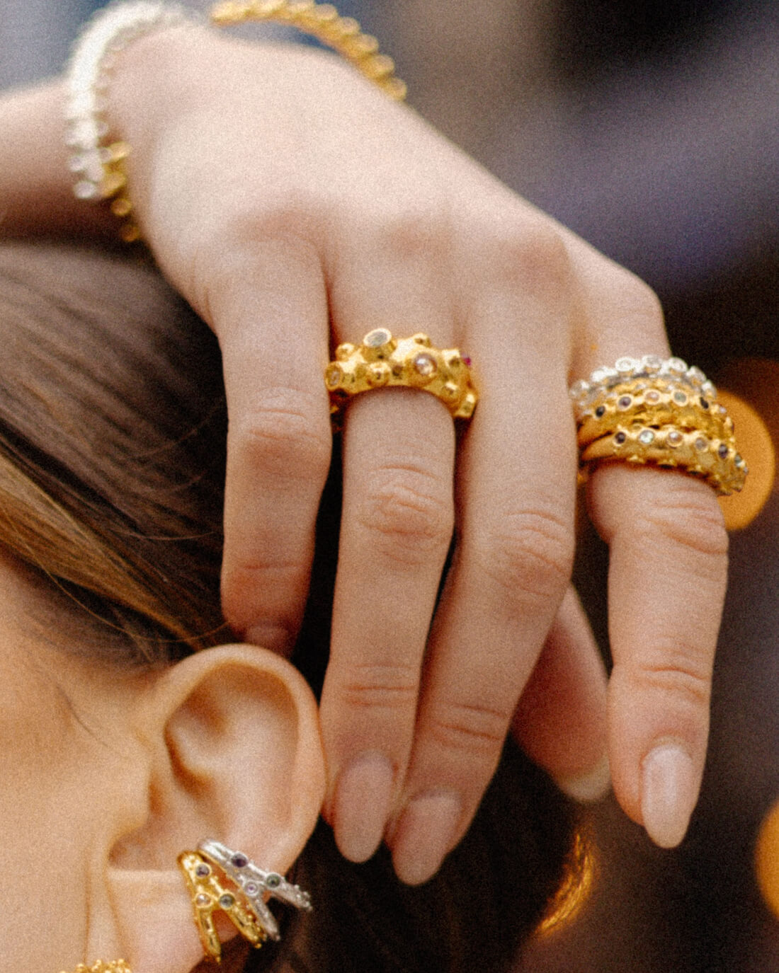 Anillo Kara