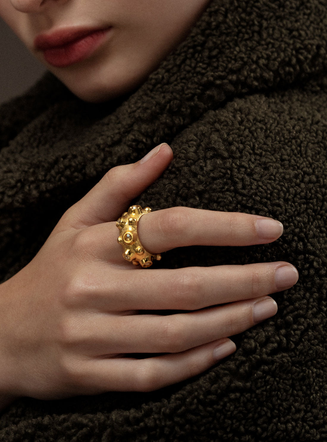 Anillo Kara